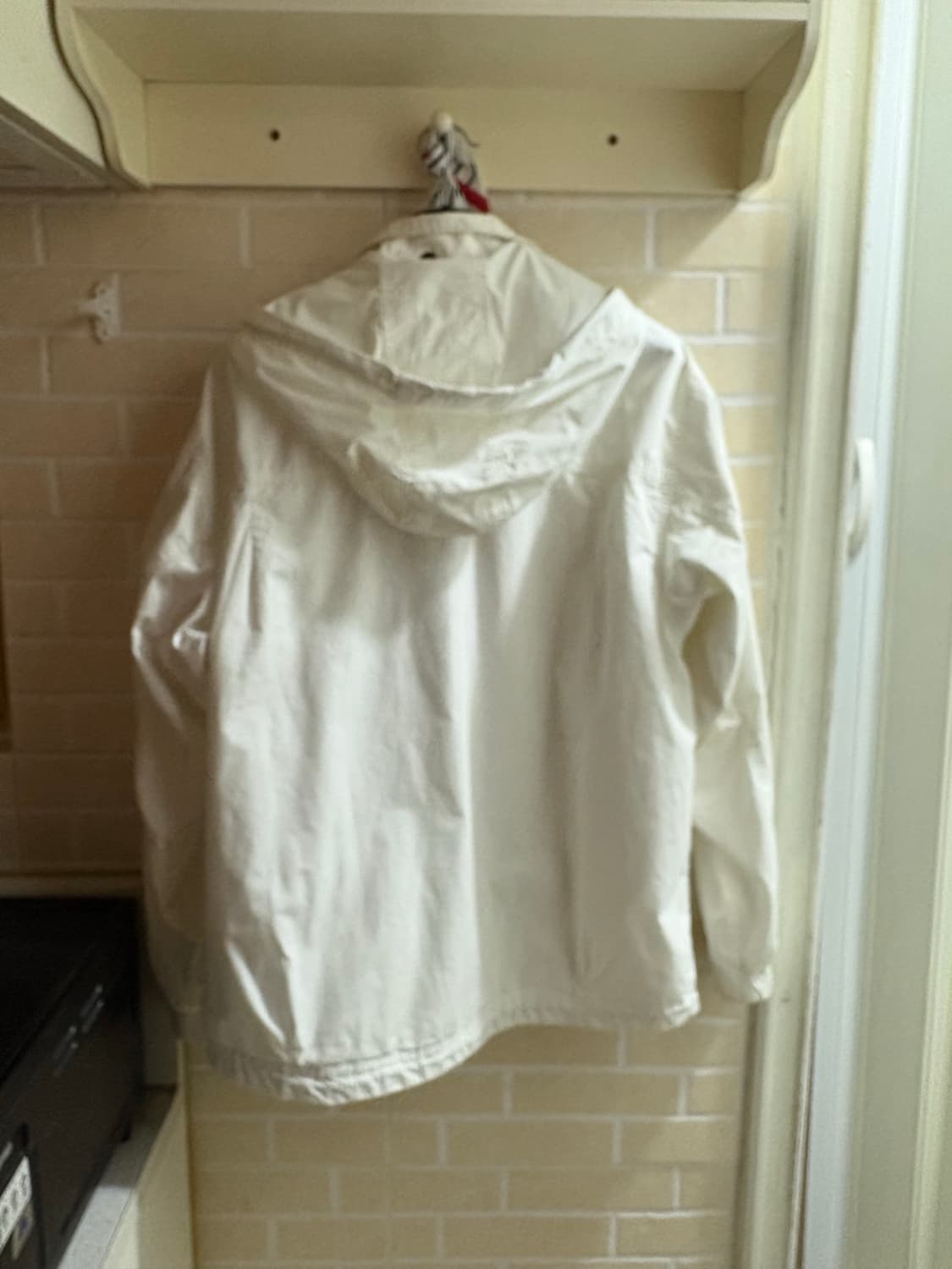 칼하트 - 코튼 바람막이 자켓 화이트 색상 상품이미지2