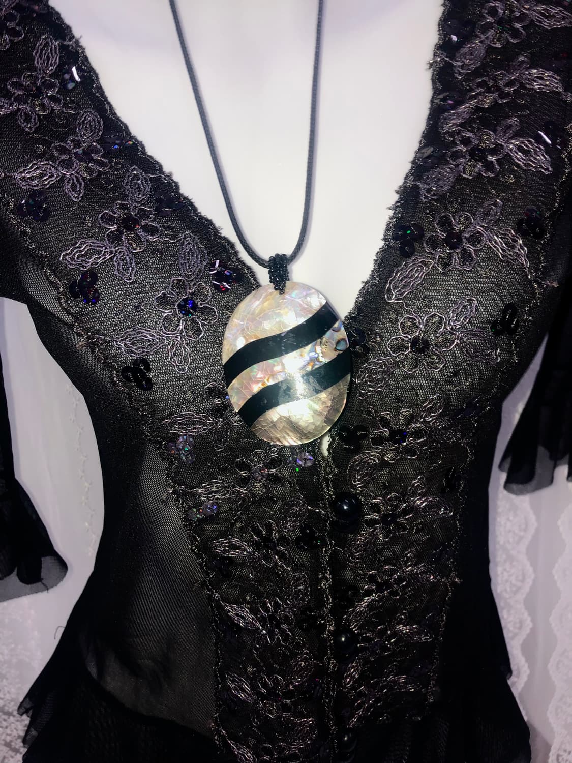 nacre & black necklace 상품이미지1