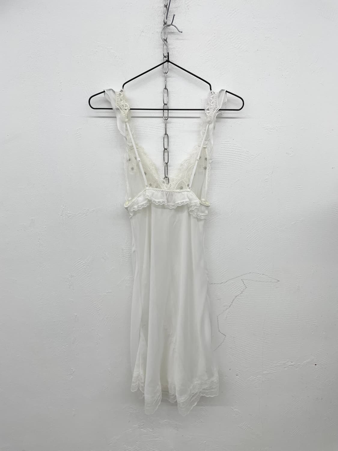 에블린 화이트페어리 시어 프릴 슬립 상품이미지6