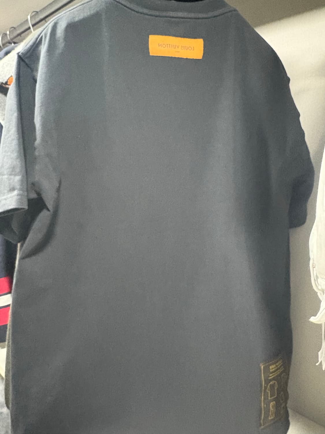 루이비통 스테이플 에디션 반팔 티셔츠 백화점판 상품이미지1