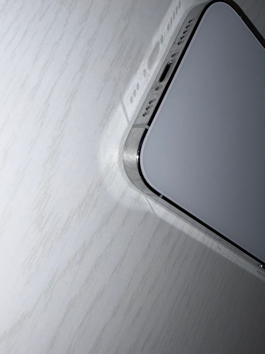 아이폰14프로 화이트 상품이미지5