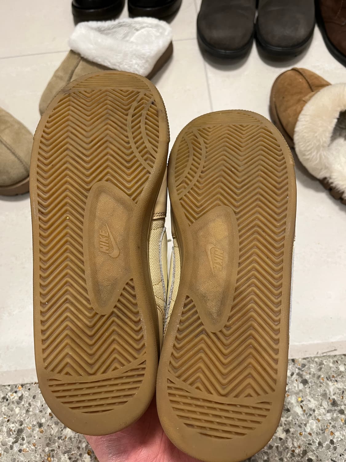 나이키 터미네이터 로우 프리미엄 세서미 9.5d 상품이미지4