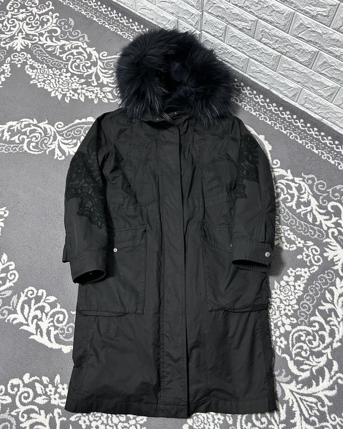 시슬리 플로랄 자수 패딩 자켓 상품이미지1