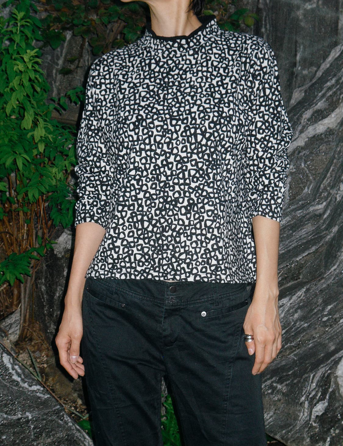 Vintage pattern half turtleneck 상품이미지1