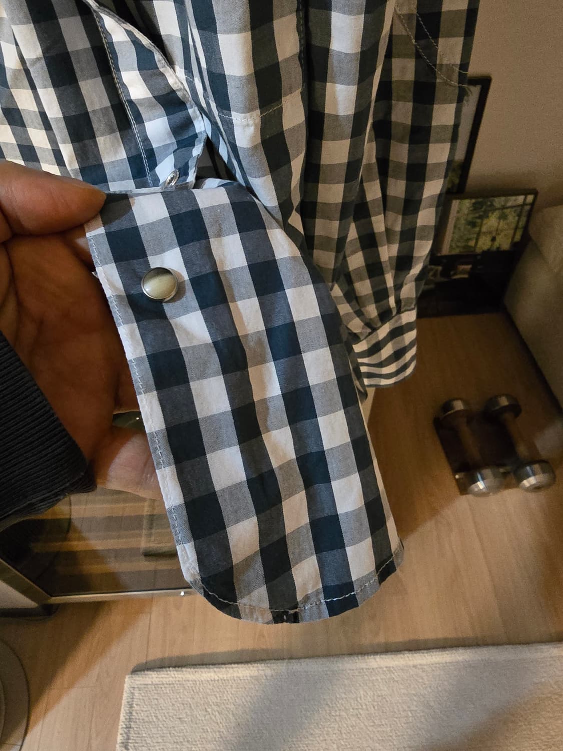 비비안 웨스트우드 체크셔츠 M사이즈입니다. 상품이미지4