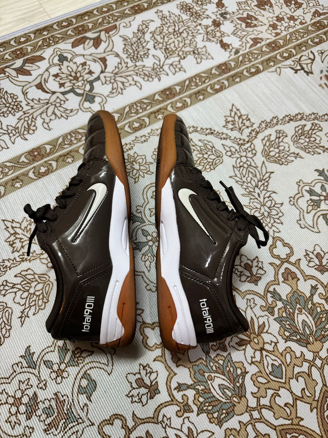 나이키 토탈 90 에나멜 브라운 270 상품이미지4