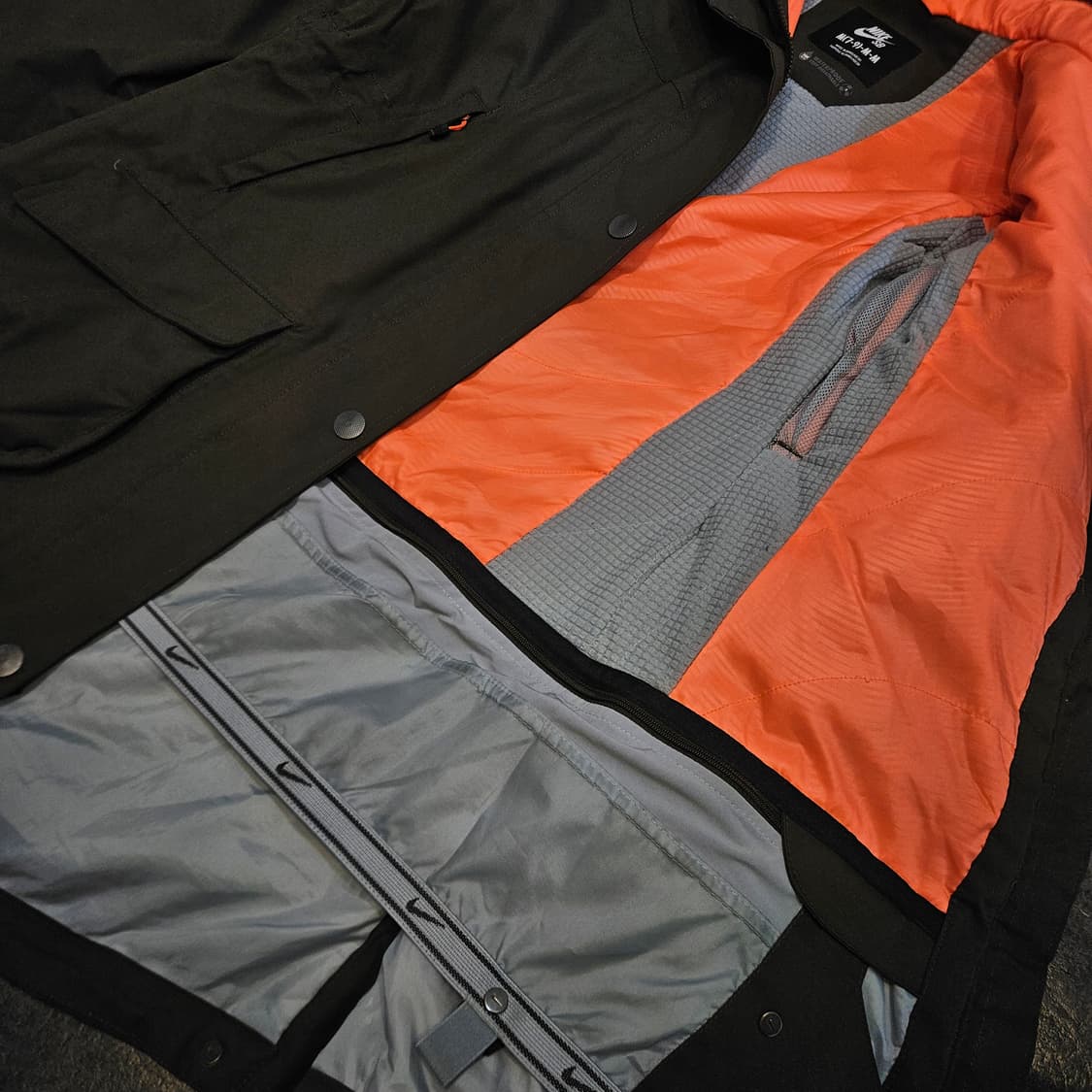 나이키 SB 우먼스 바람막이 야상 90 상품이미지4