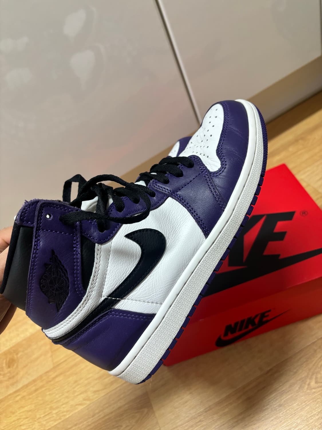 조던 1 하이 코트퍼플 260 사이즈 판매합니다 상품이미지3