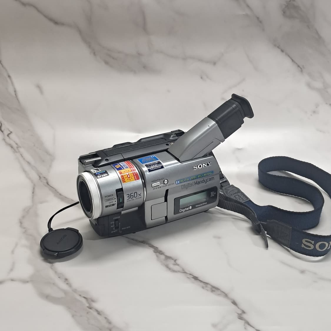 하자있음) 소니 핸디캠 8mm DCR-TRV110 빈티지 캠코더 상품이미지1
