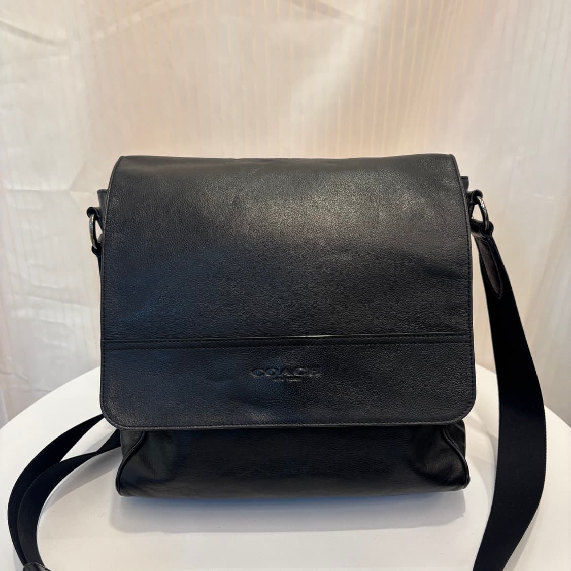 정품 코치 남성 소가죽 크로스백     상품이미지2