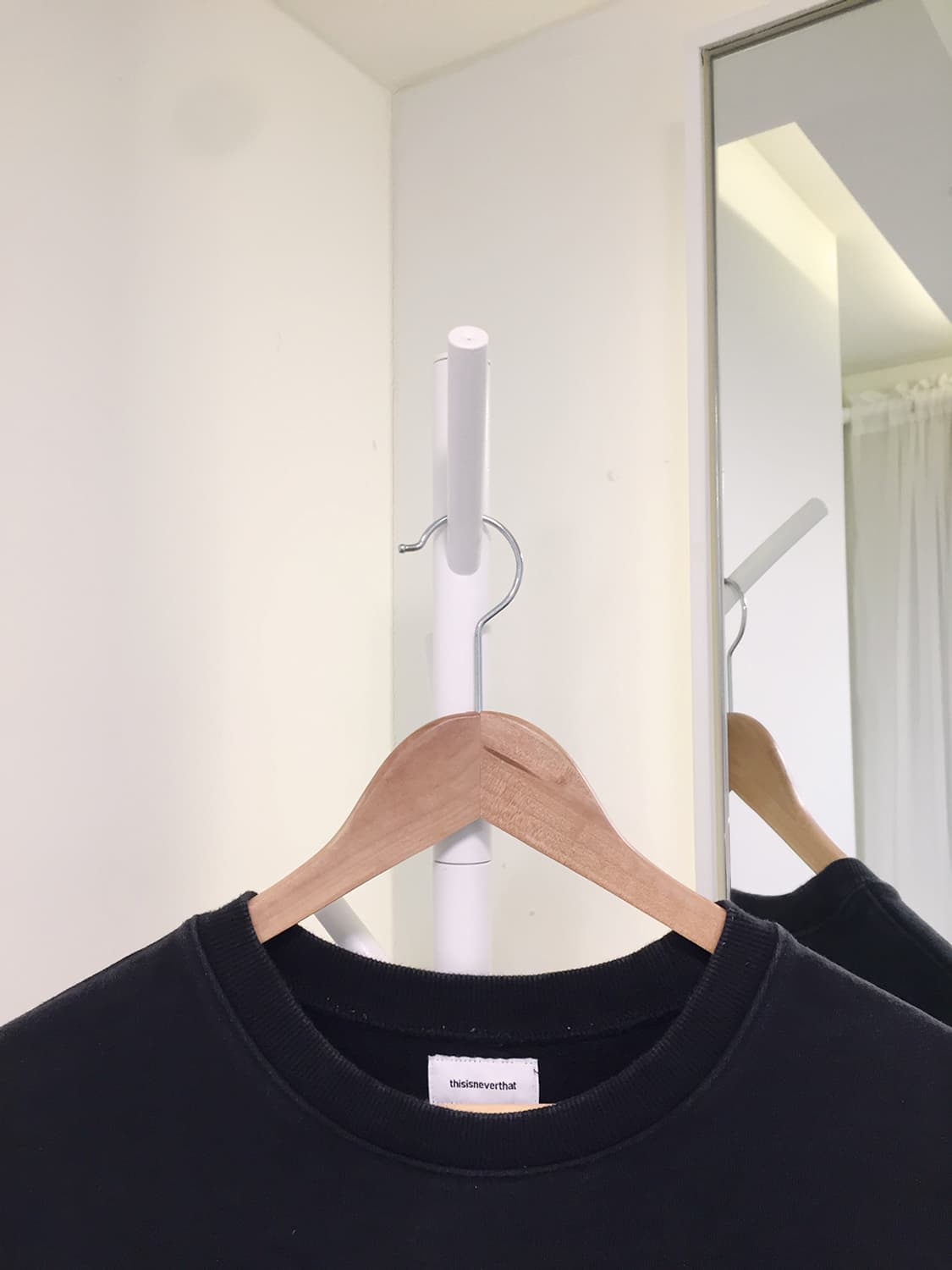 Unisex Thisisneverthat Sweatshirt 105 상품이미지5