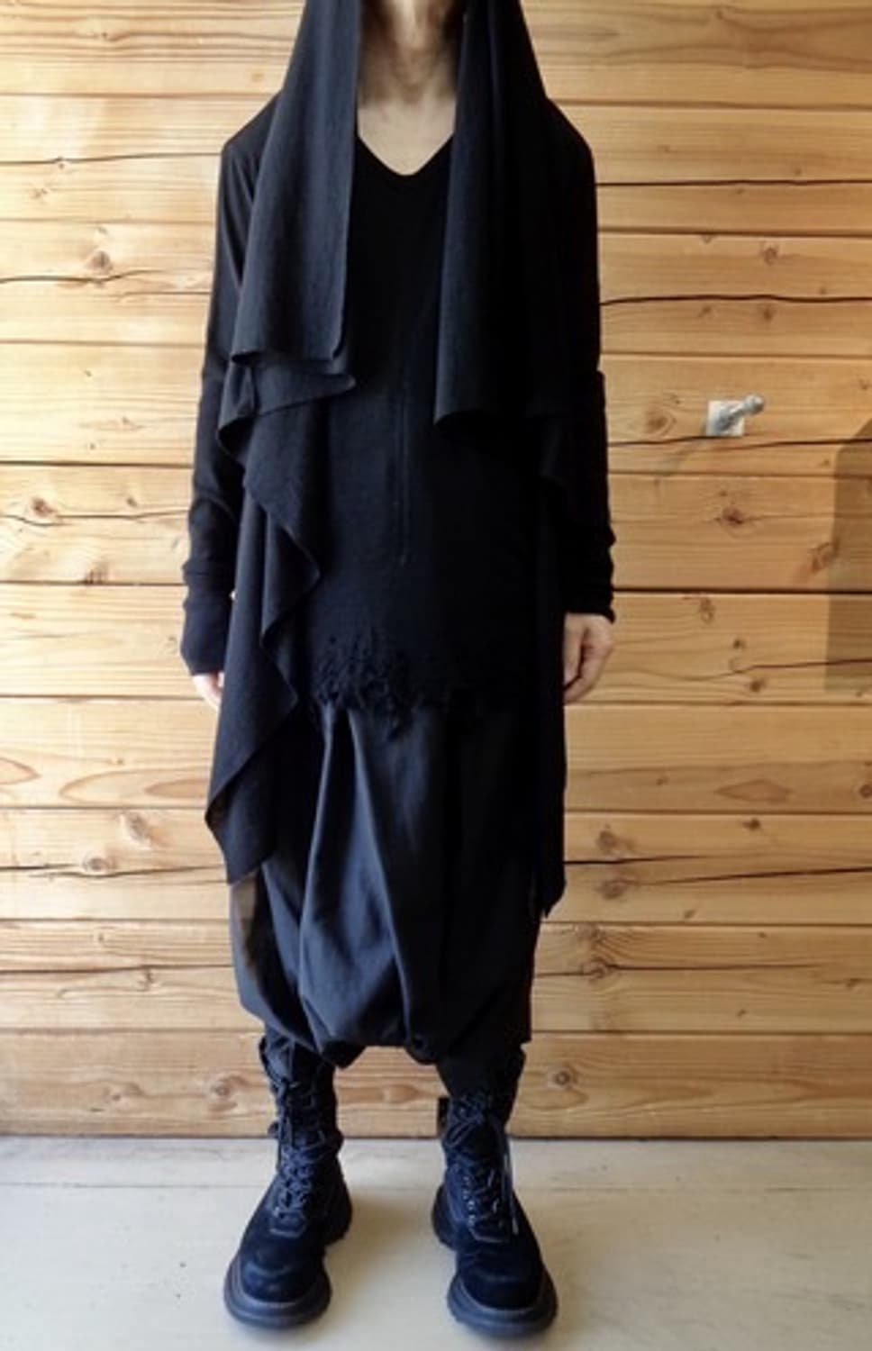 율리우스 24ss 트위스티드 사루엘 팬츠 상품이미지4