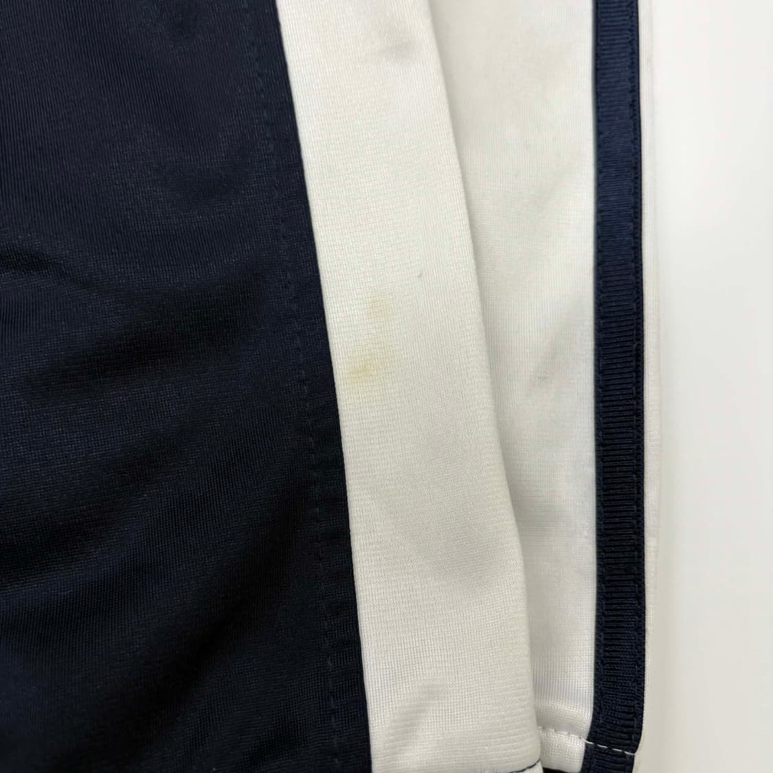 아디다스 일본판 러블리힙 화이트 네이비 걸즈 트랙탑 희귀져지 상품이미지8