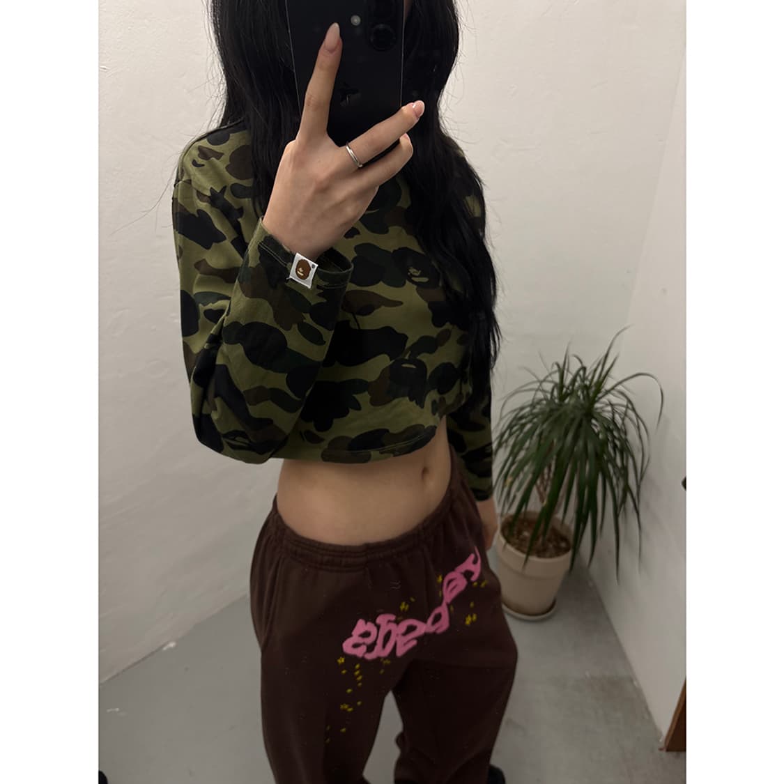 A BATHING APE 1st Camo Cropped LS Tee 상품이미지1