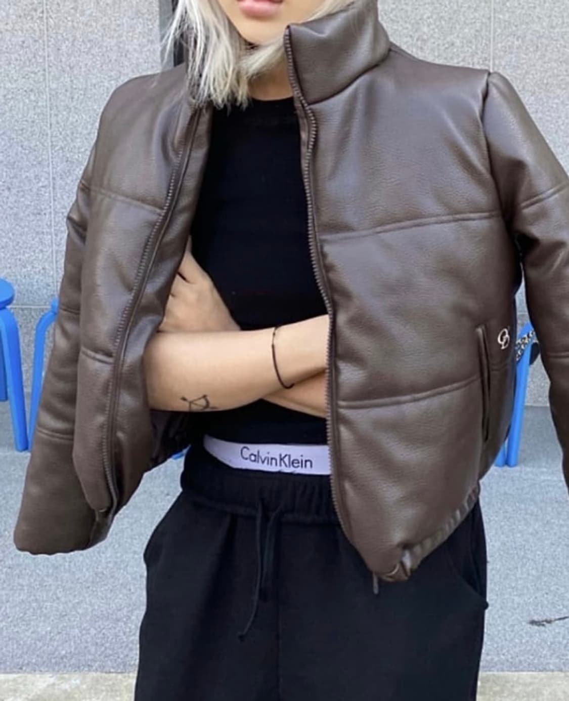 오도어 레더패딩 브라운 상품이미지2