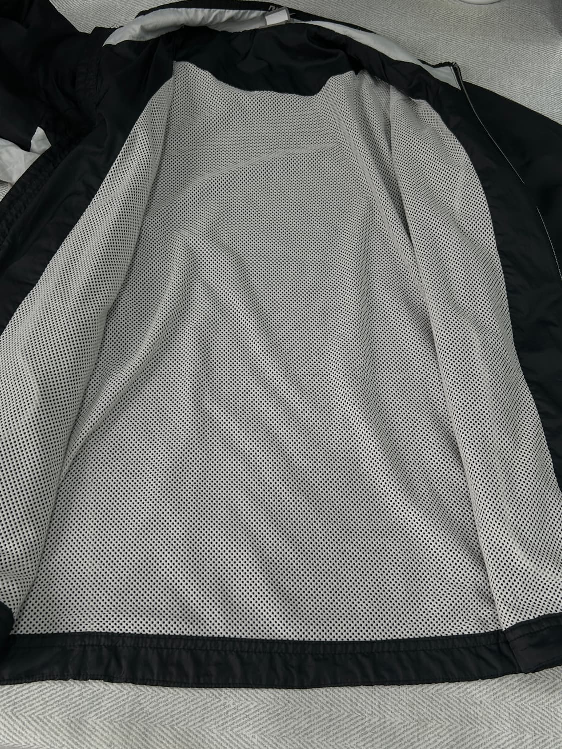 나이키 블랙 바람막이 집업 자켓 검흰 상품이미지7