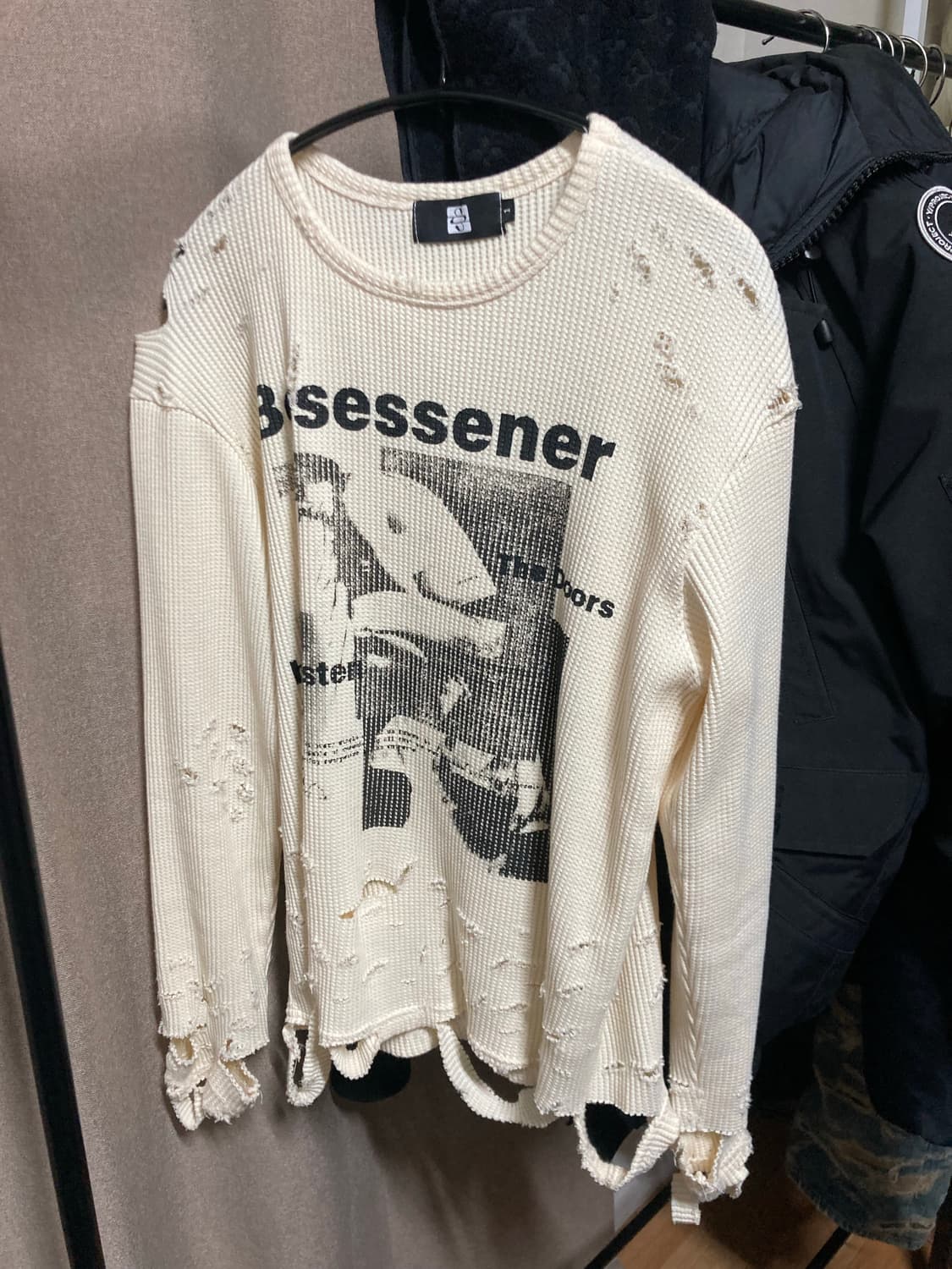 선데이오프클럽 디스트레스드 와플 티셔츠 베이지 상품이미지2