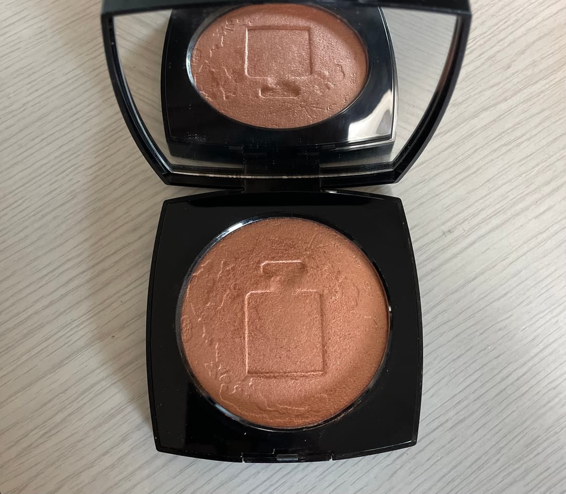 샤넬 에끌라 루네이르 하이라이터 오르로즈 한정오버사이즈 일루미네이팅파우더 상품이미지2