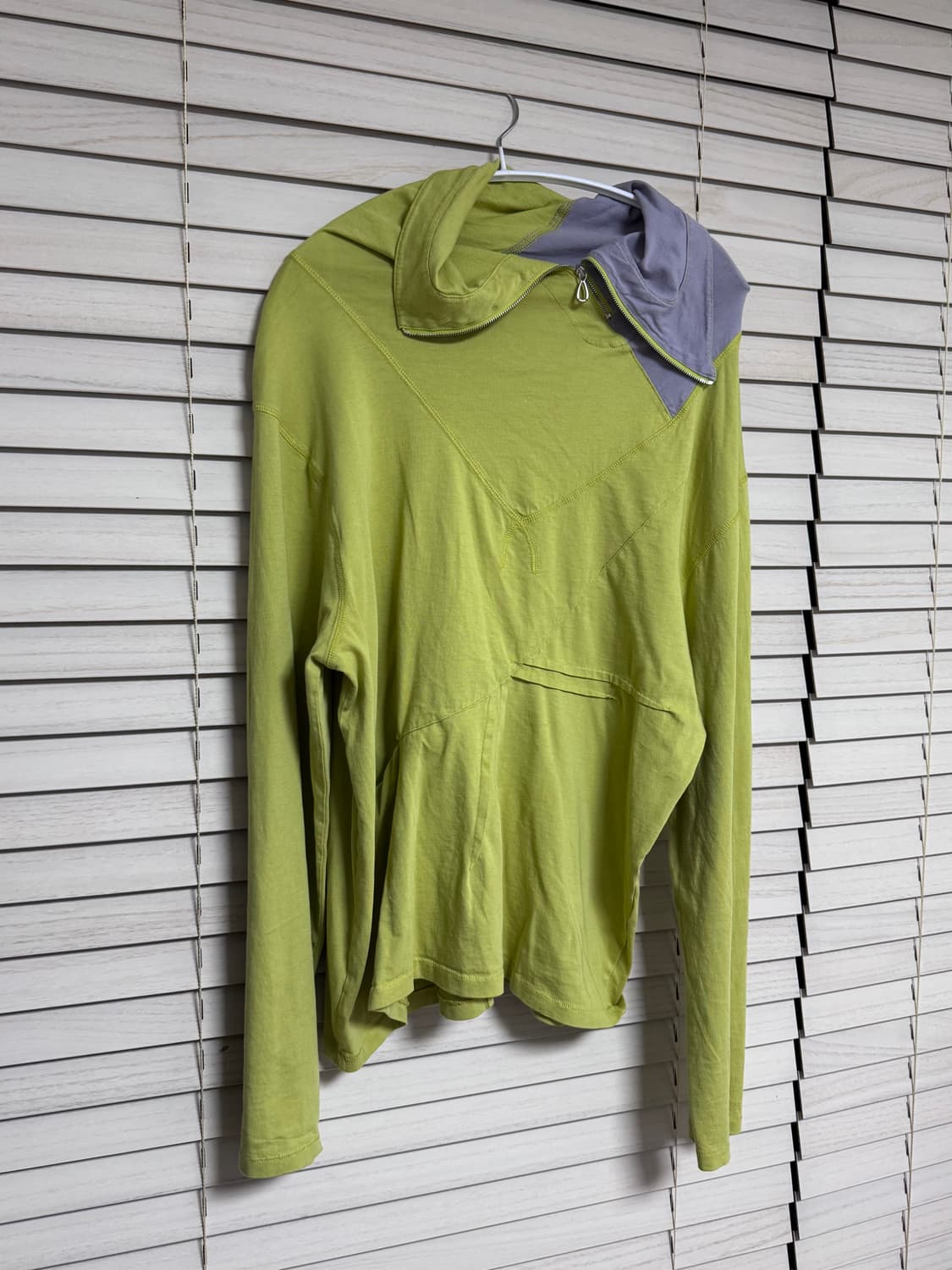 키코 코스타디노브 24fw 오네 집 롱슬리브 상품이미지7