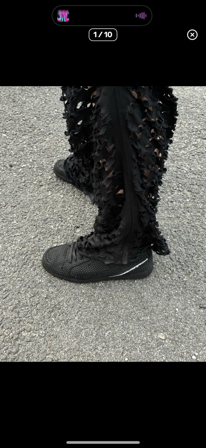 엠포리오 아르마니 스터드 스니커즈 상품이미지1