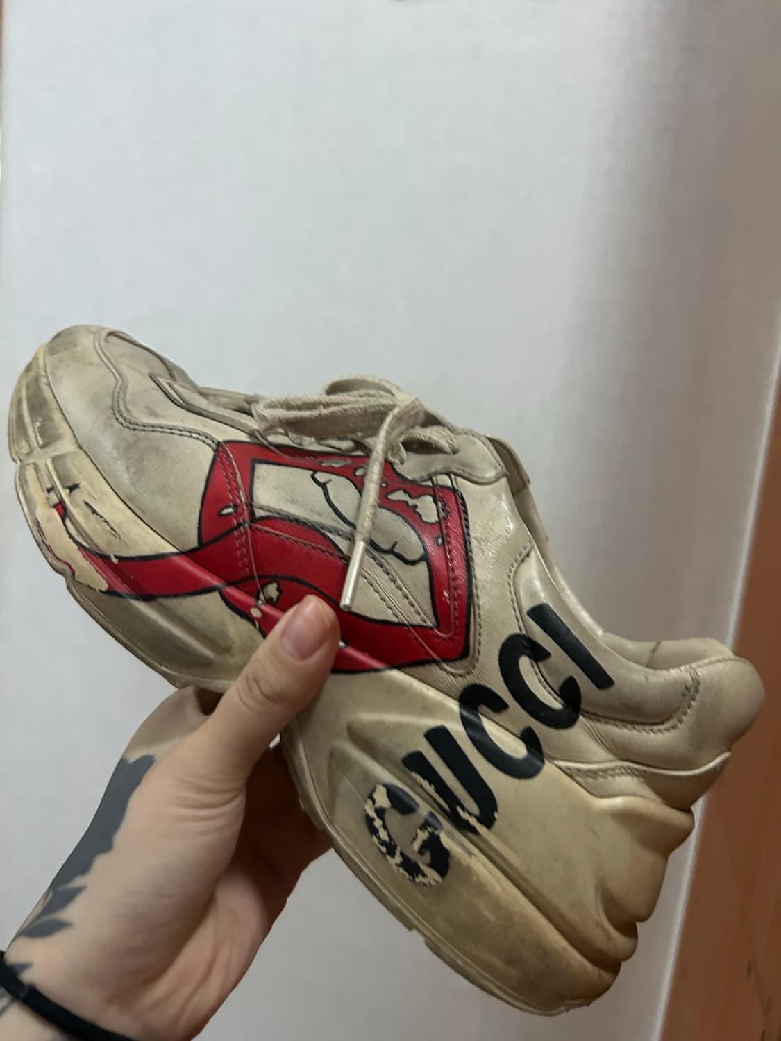 구찌 라이톤 더티 입술 (240) 상품이미지1