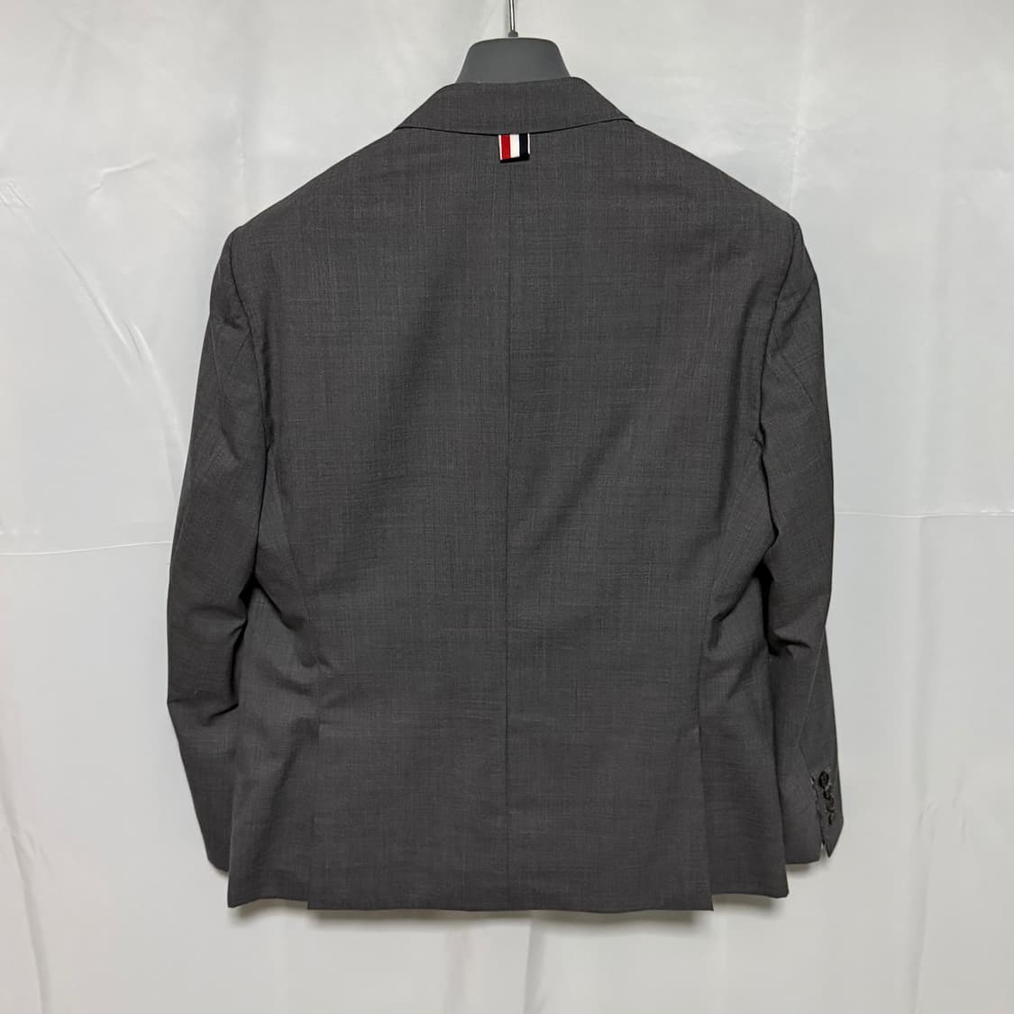 [S+급/4] 톰브라운 울 트윌 클래식 수트 정장 그레이 상품이미지4