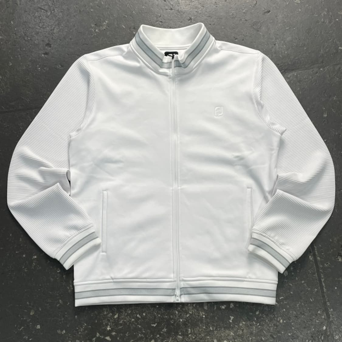 105 풋조이 집업 상품이미지1