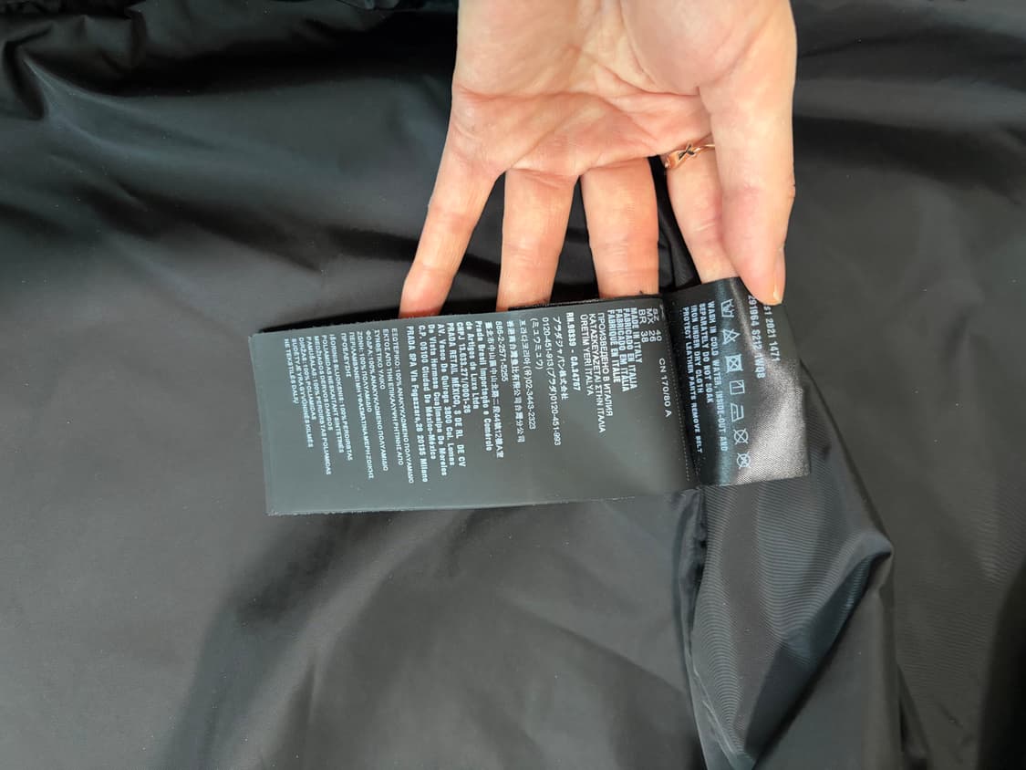 프라다 리나일론 후드 블루종 블랙 자켓 상품이미지6