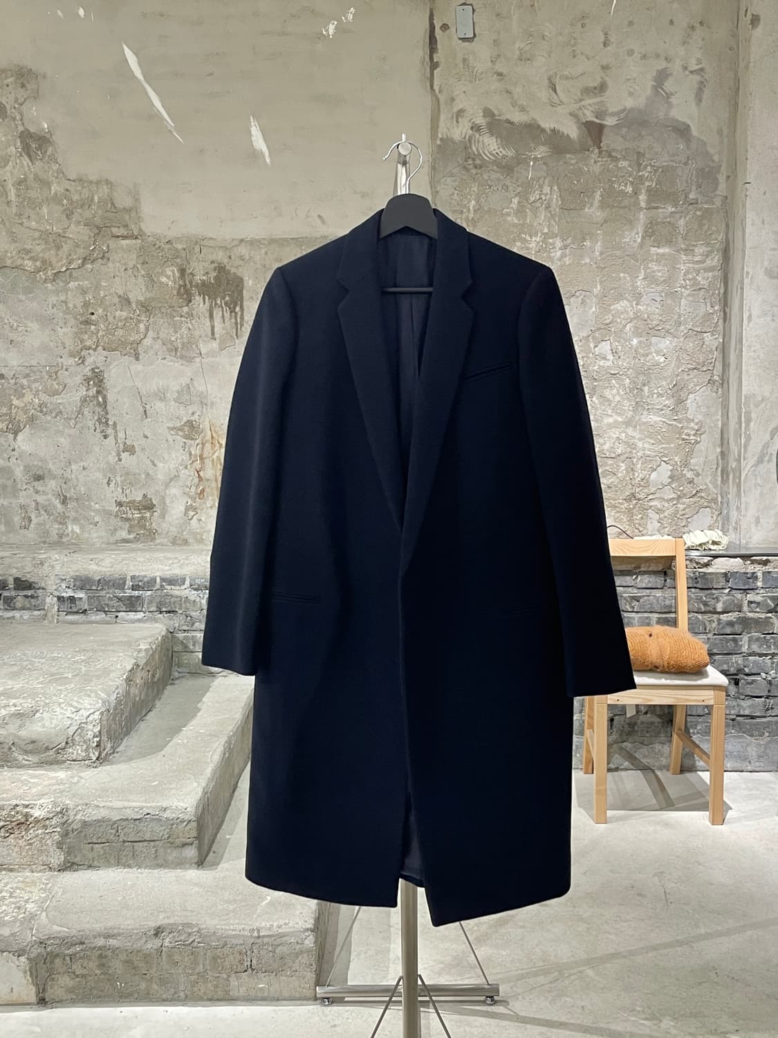 셀린느 다크 네이비 클래식 립스 포켓 논 버튼 울 코트 상품이미지1