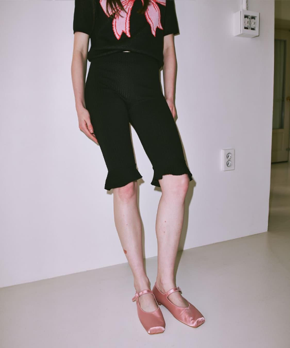 론론 러플 바이커 쇼츠 러플 팬츠 블랙 상품이미지1