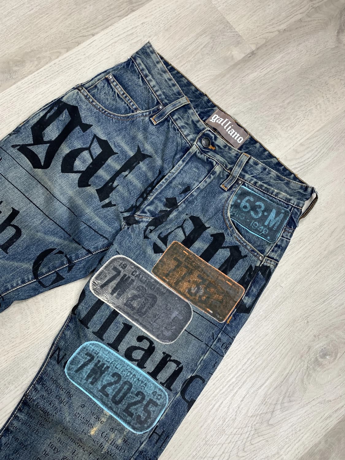 John Galiano News paper 가제트 진(32) 상품이미지2