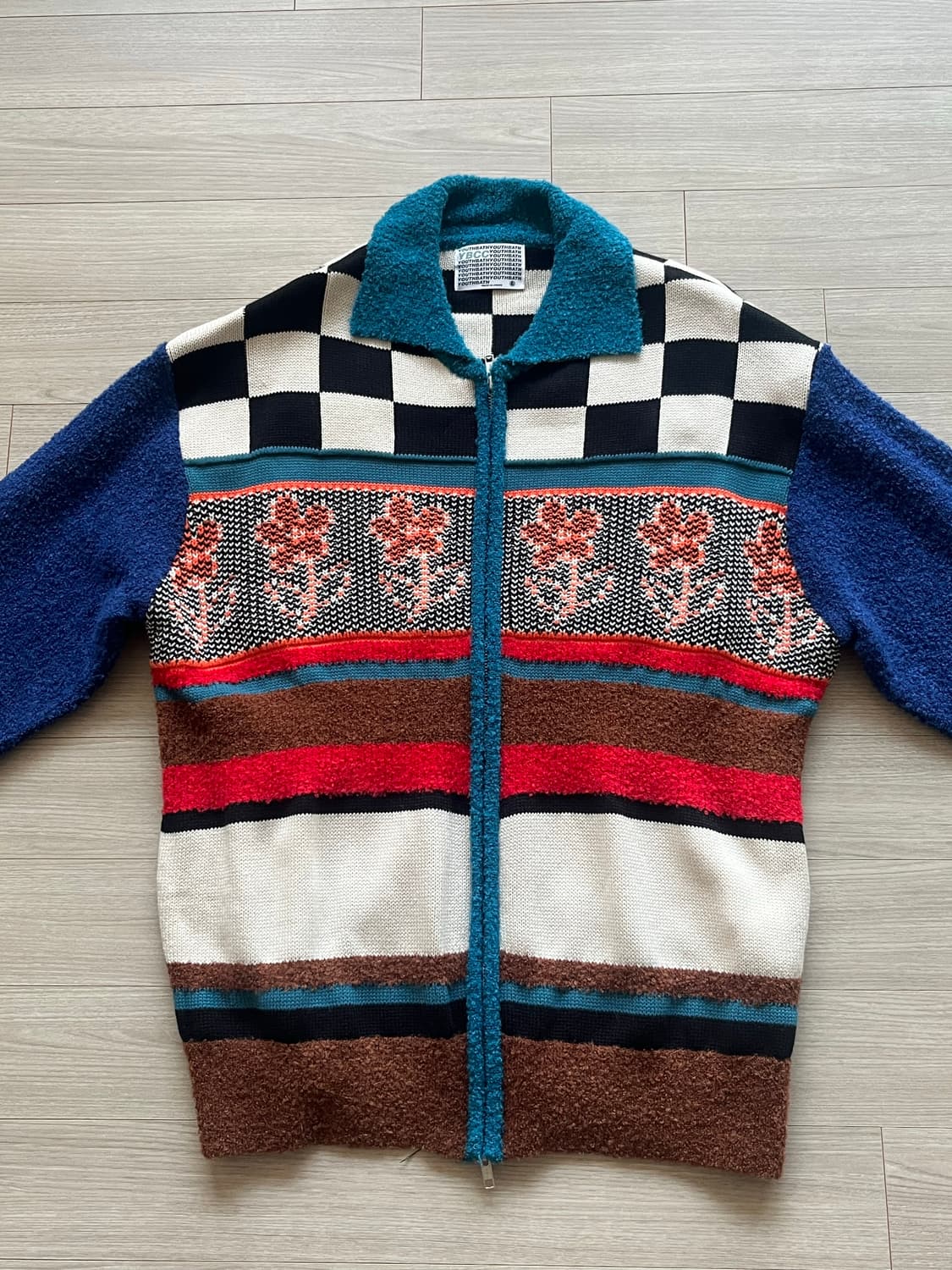 유쓰배쓰 체커보드 카라 집업 가디건 L 상품이미지1