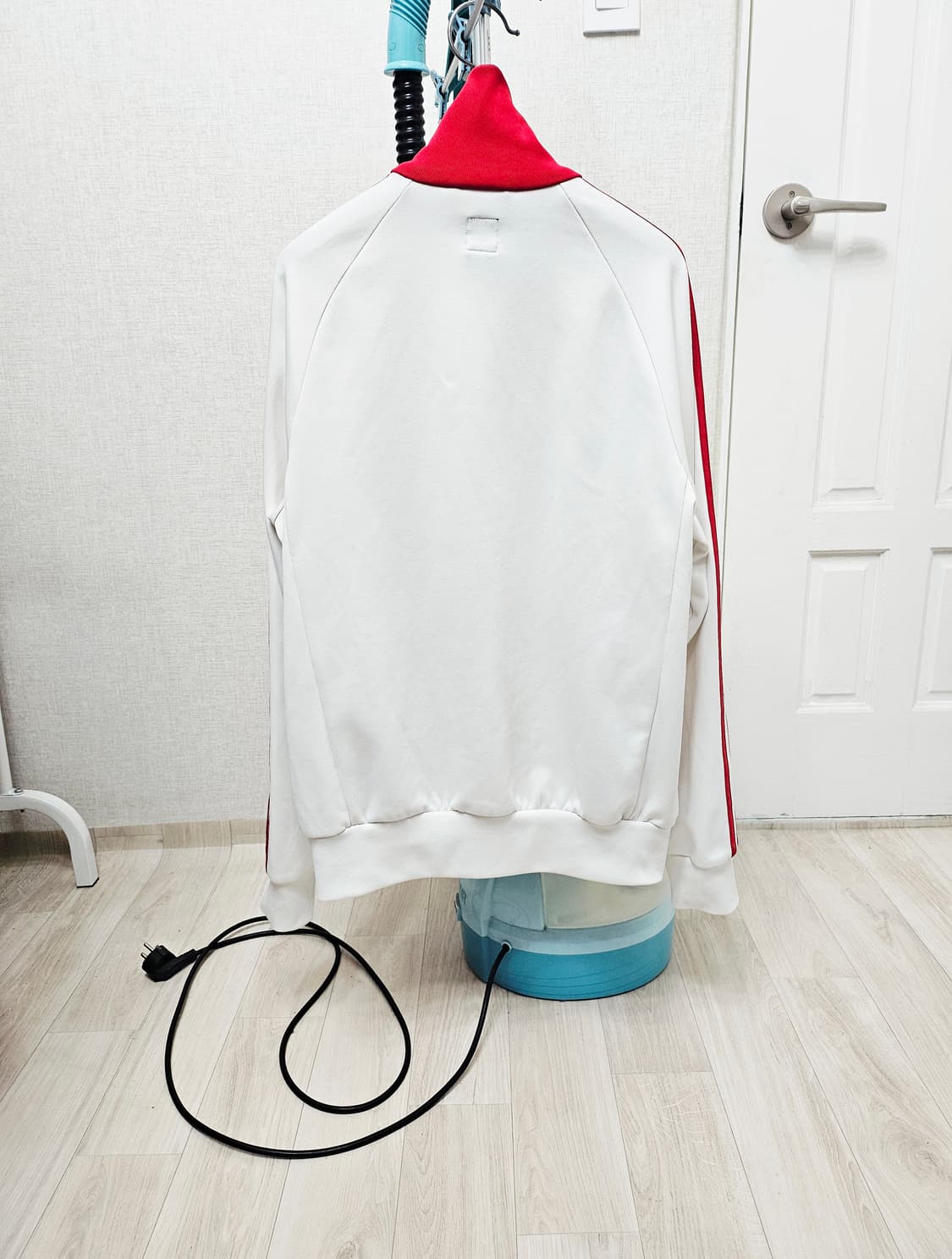 (100)L ☆초대장급☆ 아디다스 베켄바우어 [흰빨] 트랙탑져지 상품이미지6