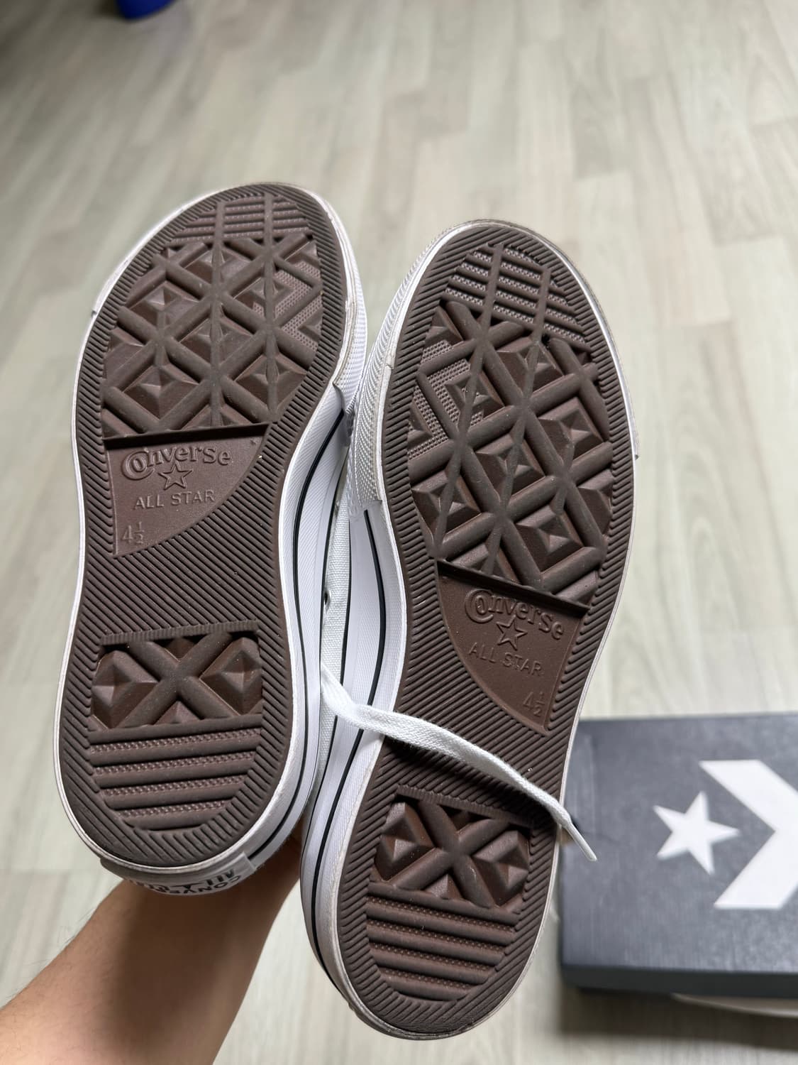 컨버스 척테일러 올스타 리프트 하이 화이트 235 상품이미지3