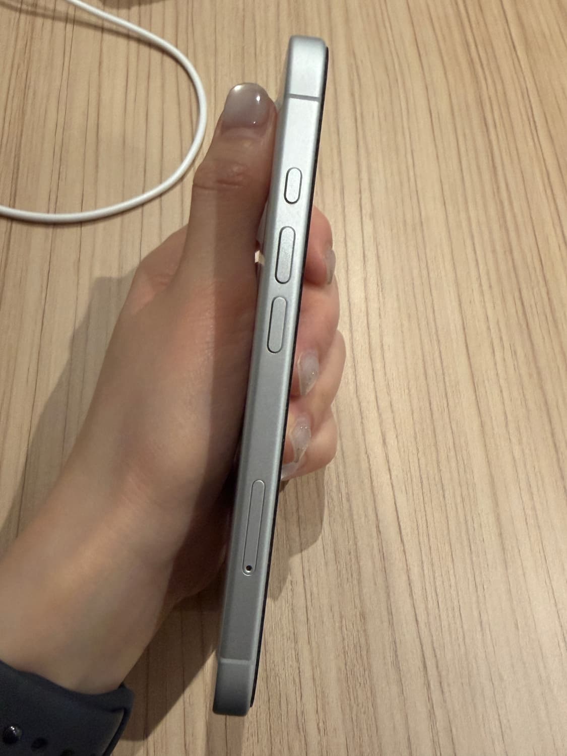 아이폰16 화이트 512GB (가격내림 X) 상품이미지4