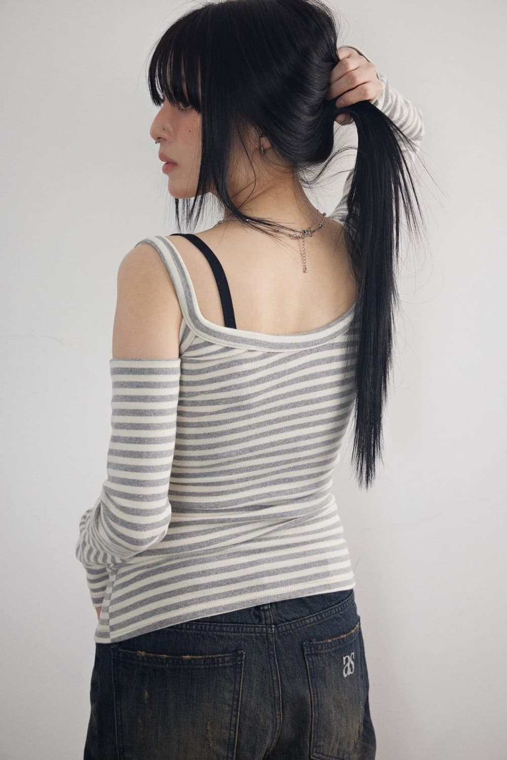 애즈온 그레이 컷 아웃 티 상품이미지4