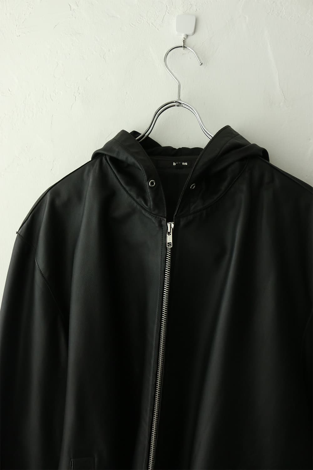 빔즈 블랙 레더 후드 집업 자켓 상품이미지4