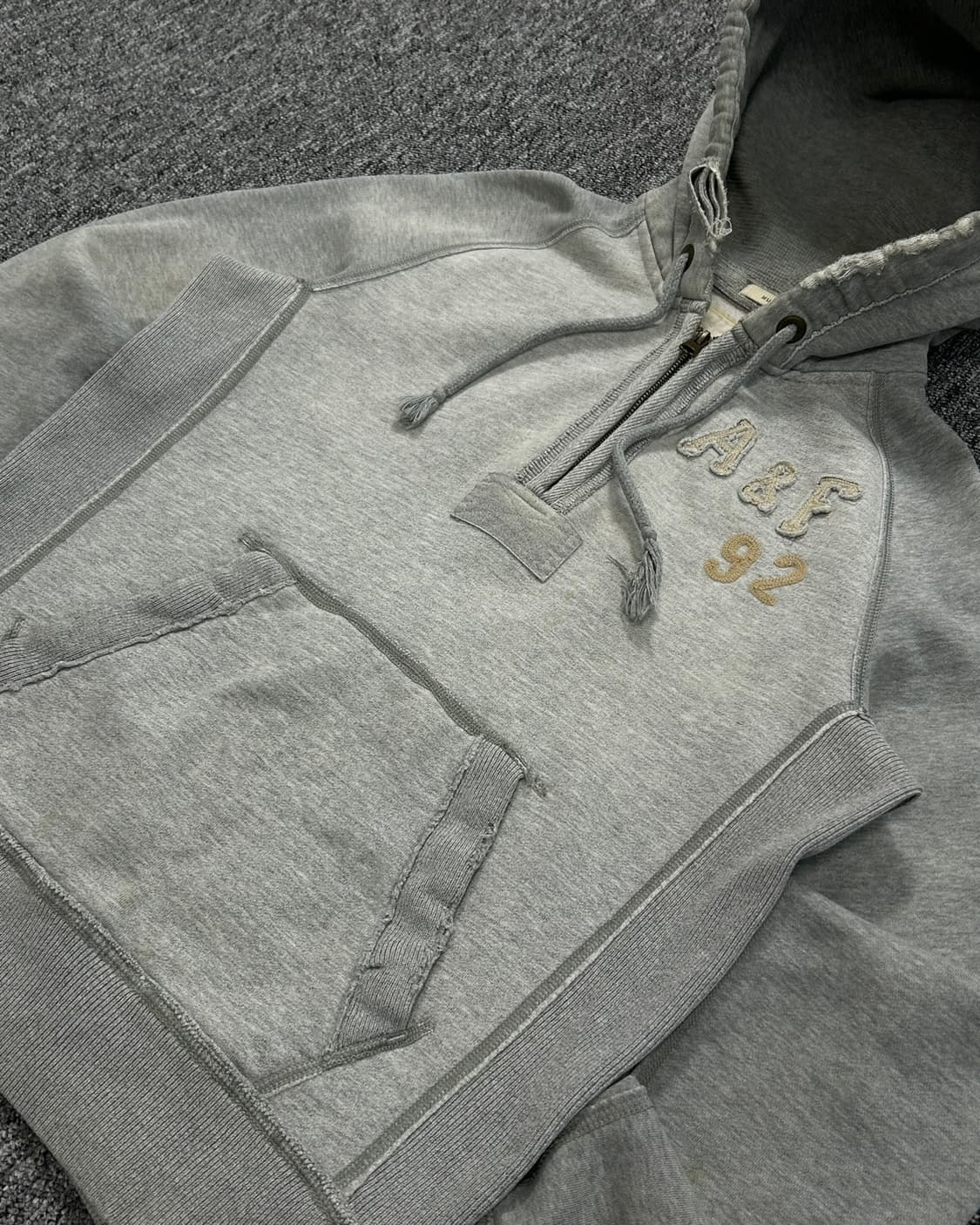 아베크롬비 빈티지 패치로고 후드티 상품이미지3