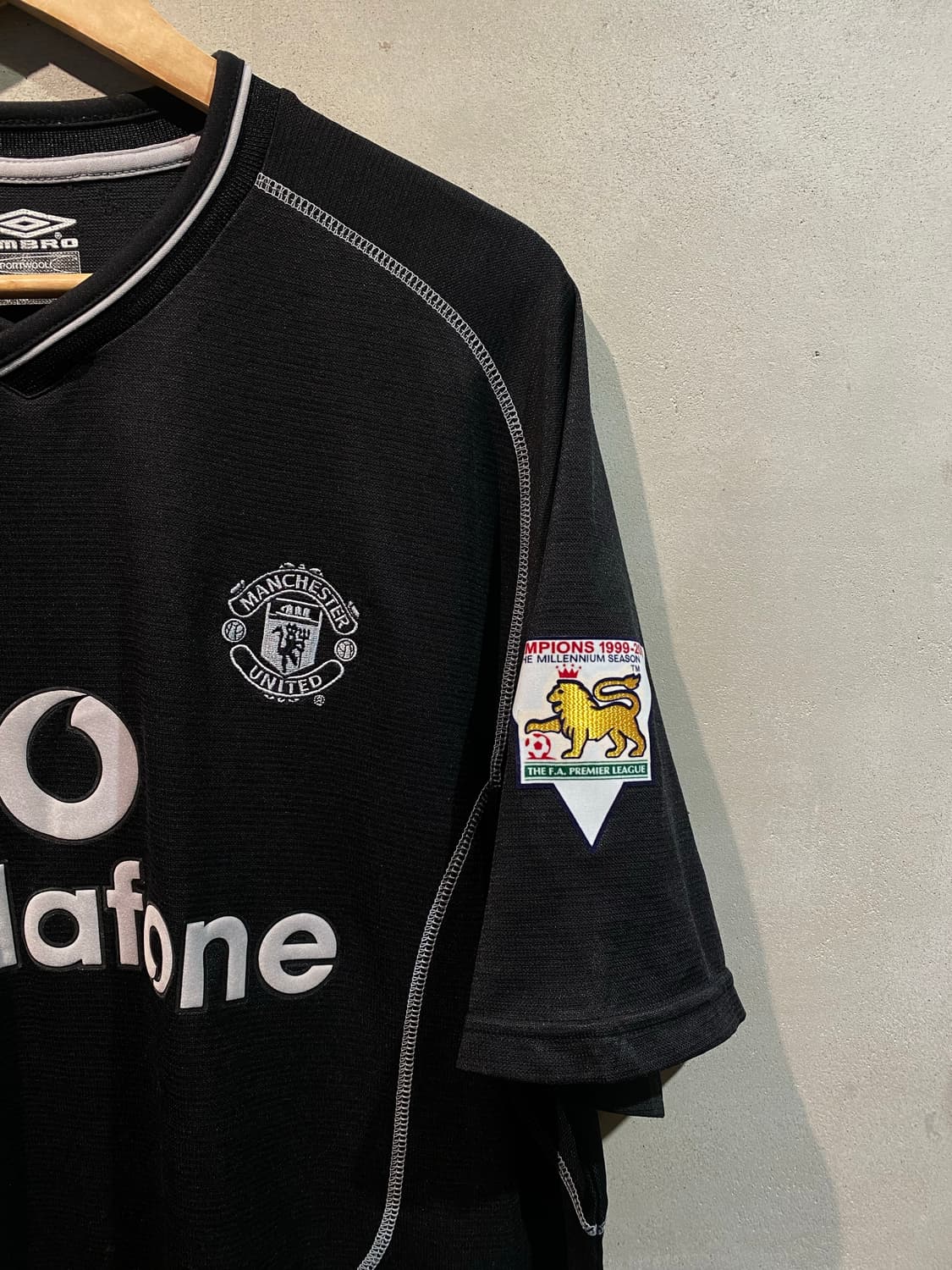 00-02 맨체스터 유나이티드 바르테즈 GK 유니폼 상품이미지3