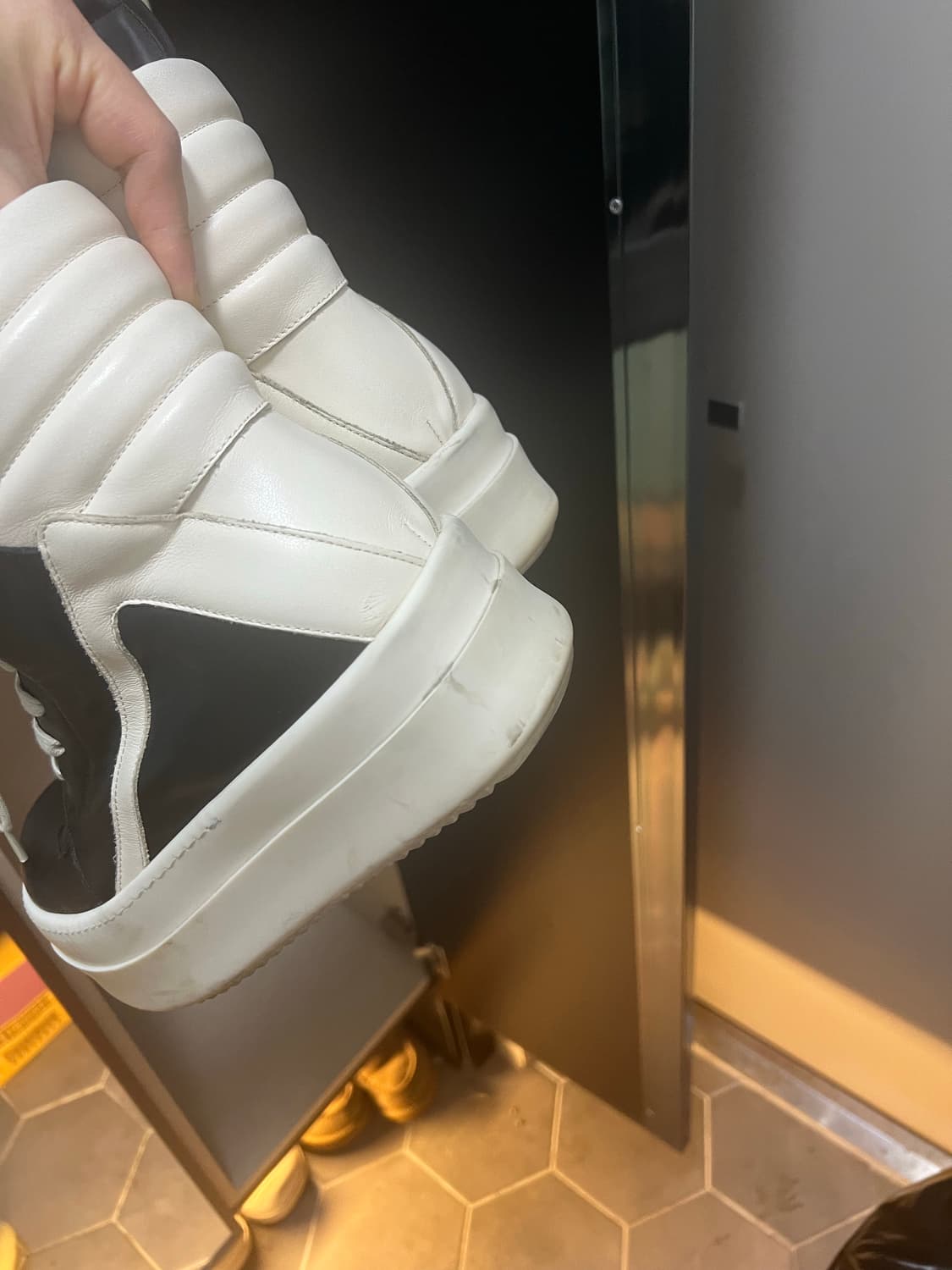 릭오웬스 지오바스켓메가범퍼 43 팝니다 상품이미지3