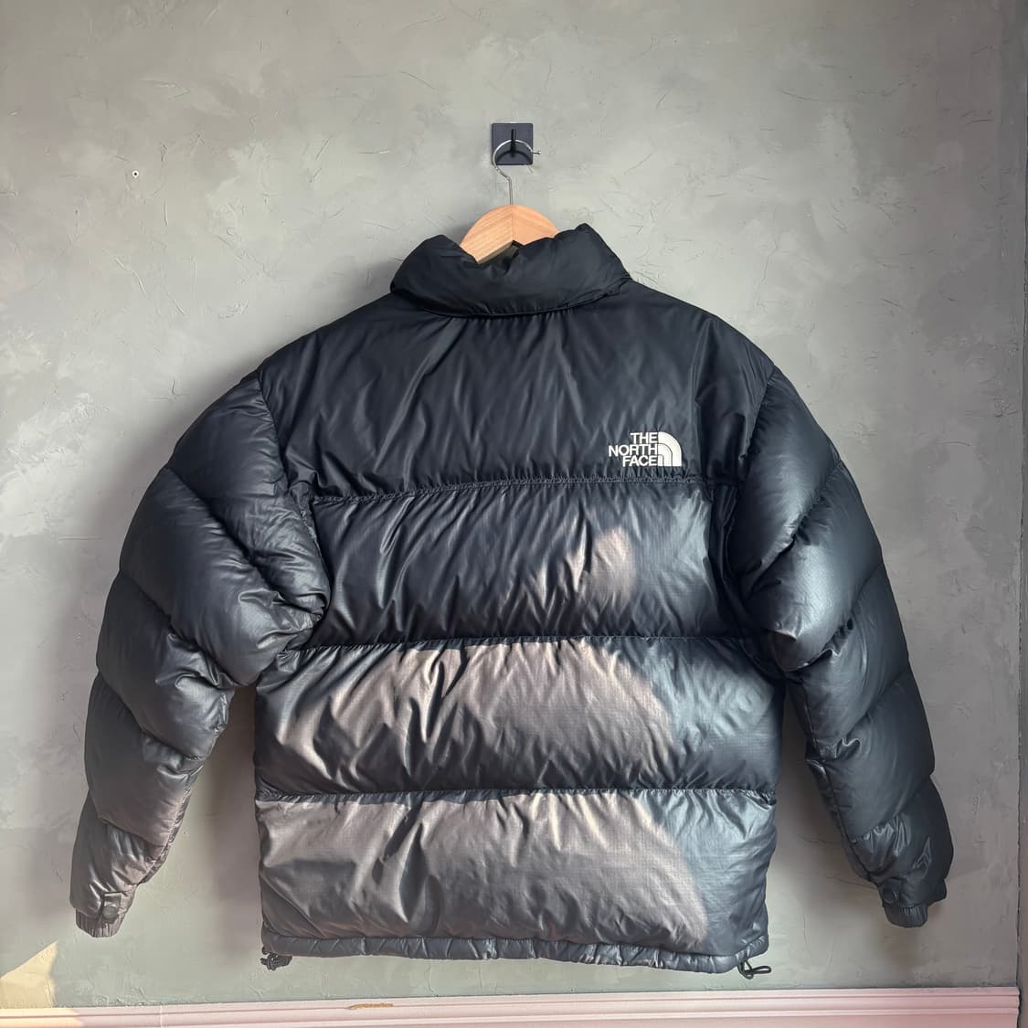 노스페이스 700 눕시 구스다운 패딩 블랙 상품이미지4