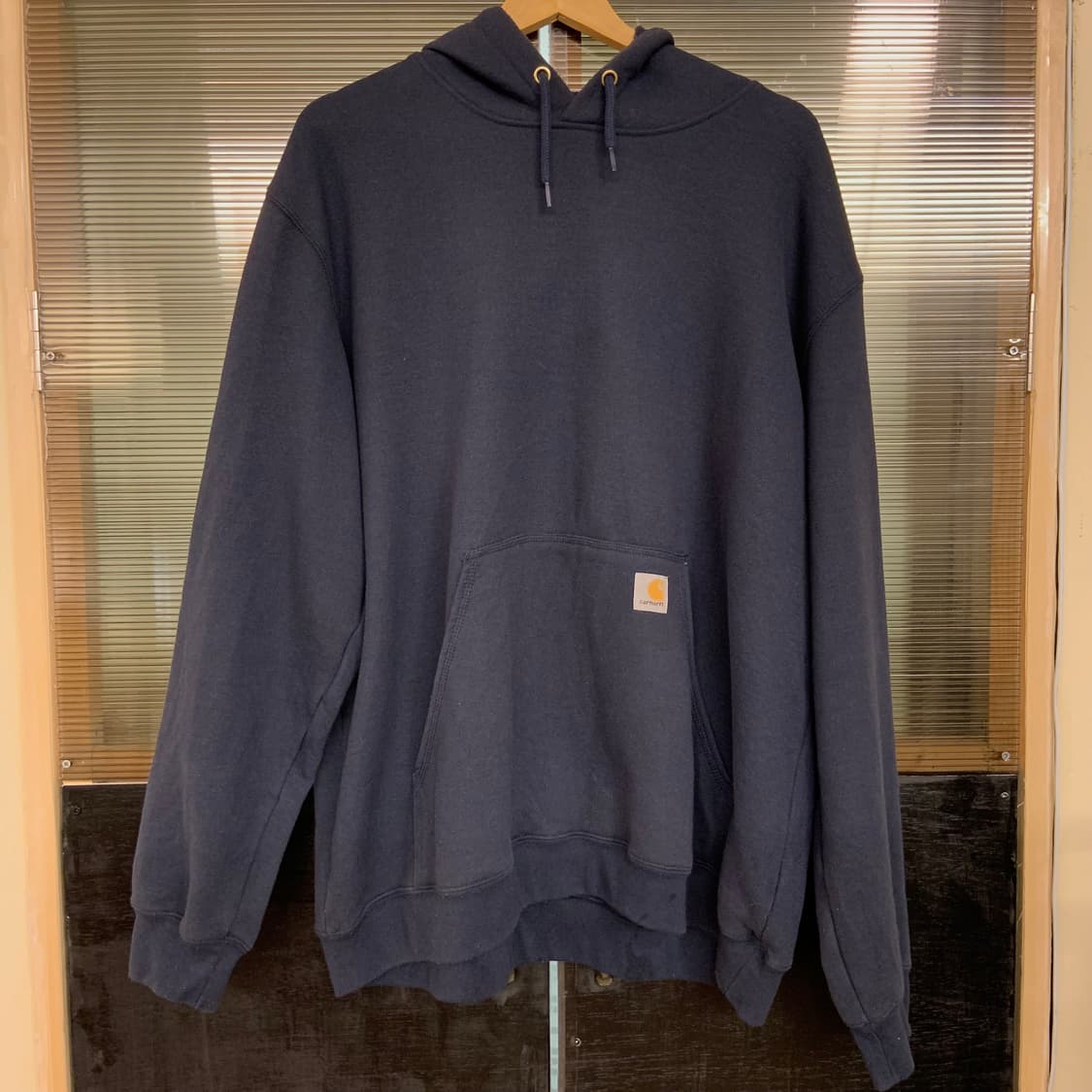 칼하트 네이비 후디 상품이미지1