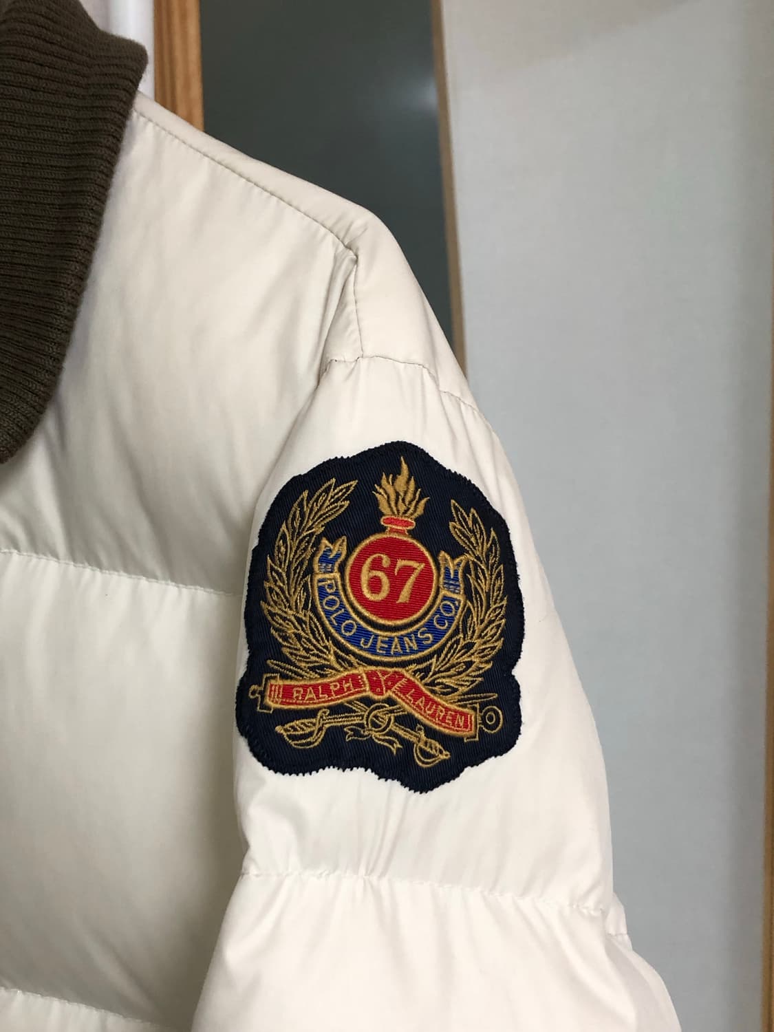 폴로진스 크레스트 로고 와펜 푸퍼 패딩 상품이미지3