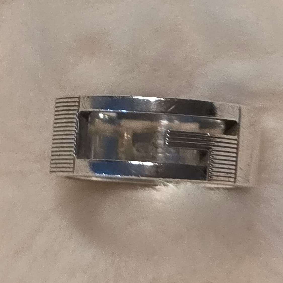 구찌 실버925 브랜디드 G 컷아웃 반지(14호) 상품이미지1