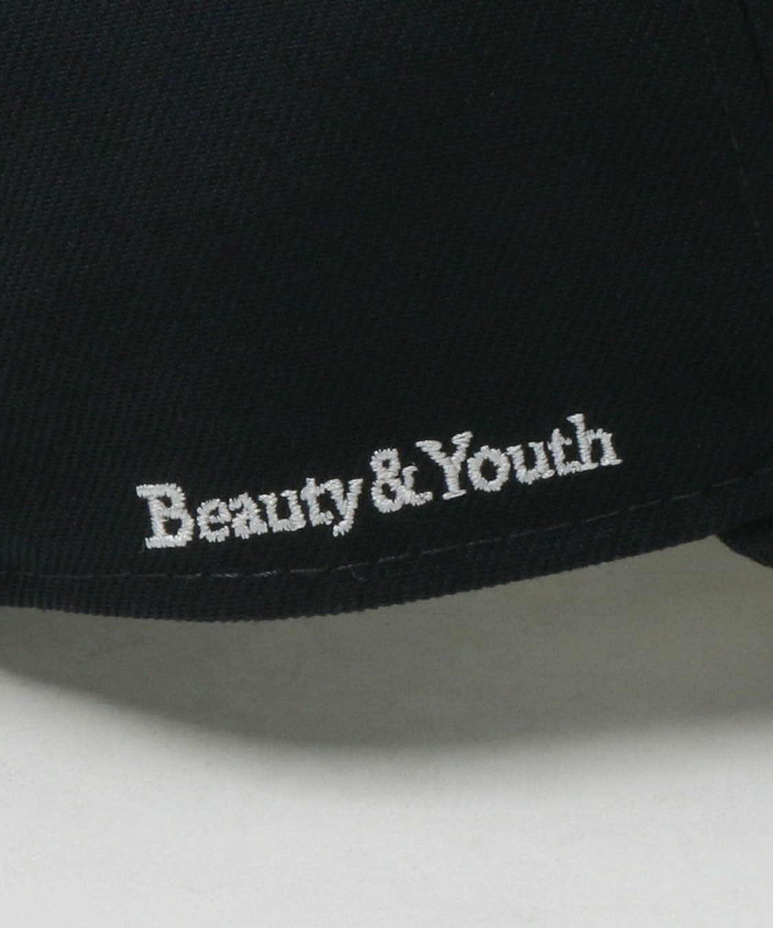 뉴에라 x 뷰티앤유스 별주 베이스볼 캡 뉴욕양키즈 네이비 상품이미지3