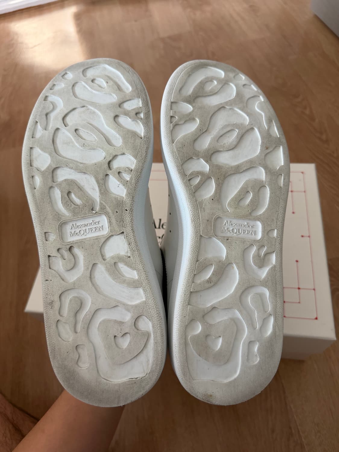 알렉산더 맥퀸 오버솔 상품이미지5