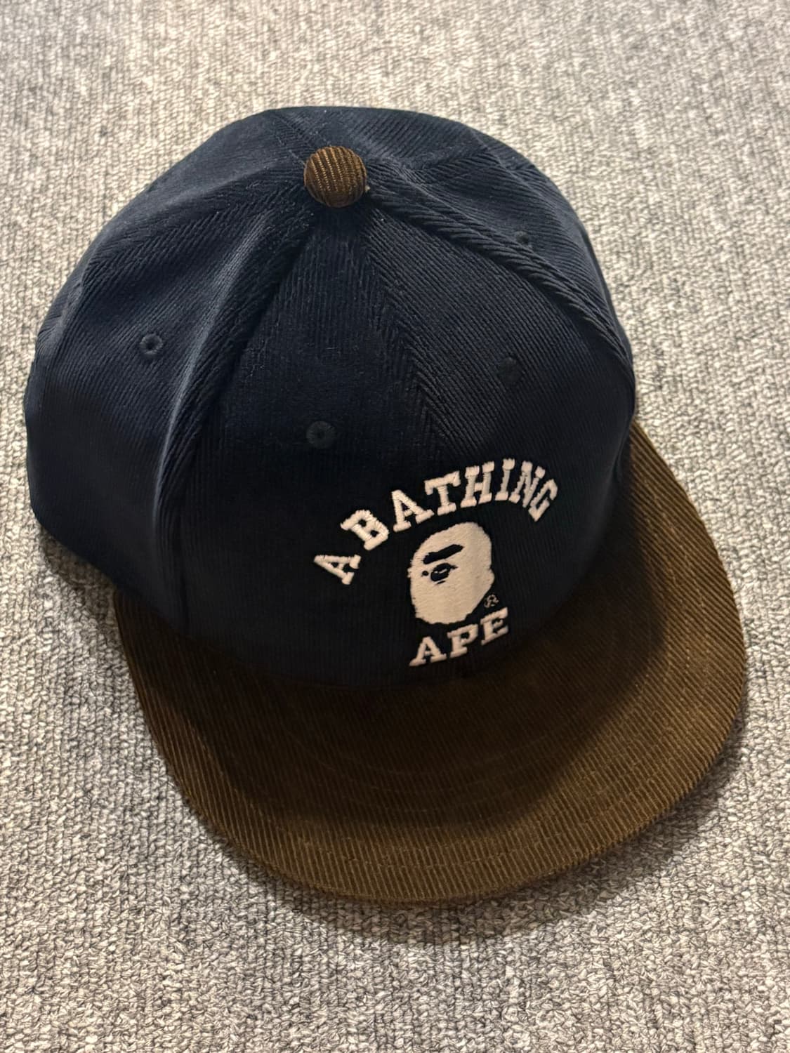 베이프 스냅백 팝니다 (새상품)(프리사이즈) 상품이미지1