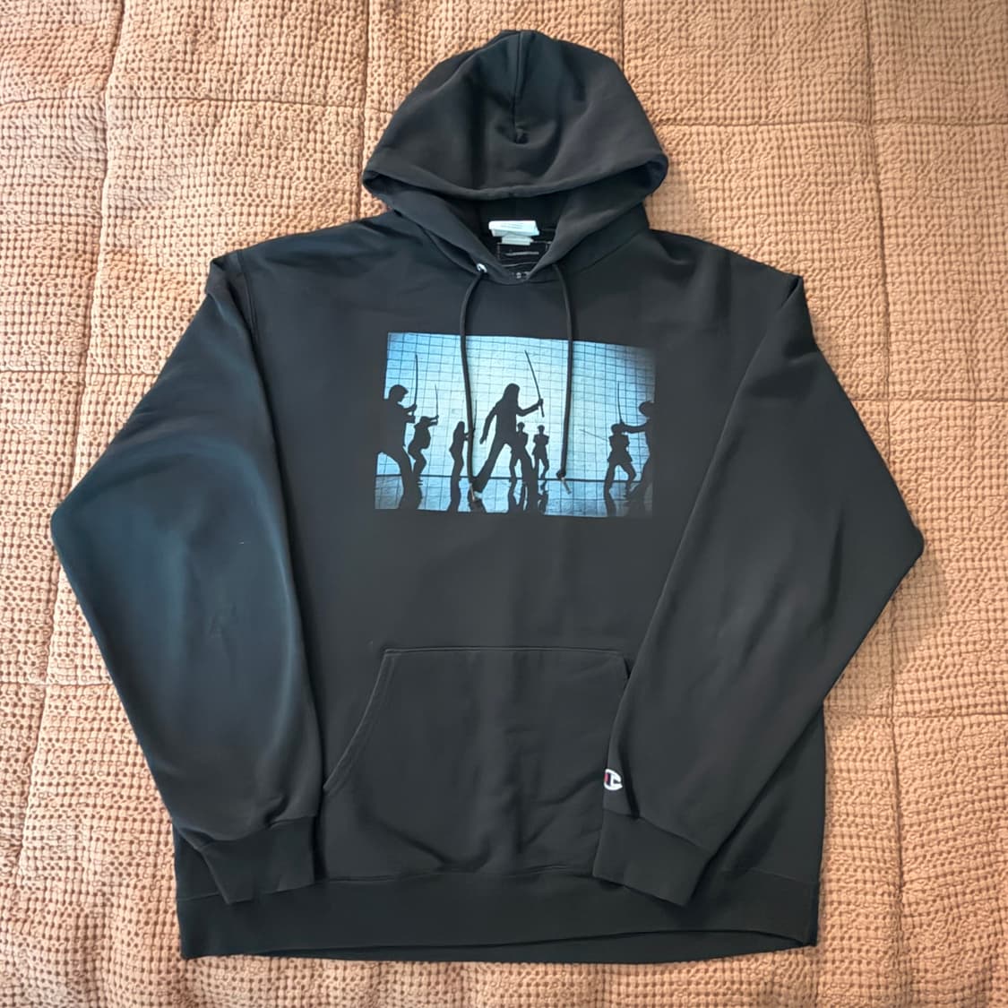 킬빌 x 덤굿 x 챔피온 풀오버 후드티셔츠 상품이미지2