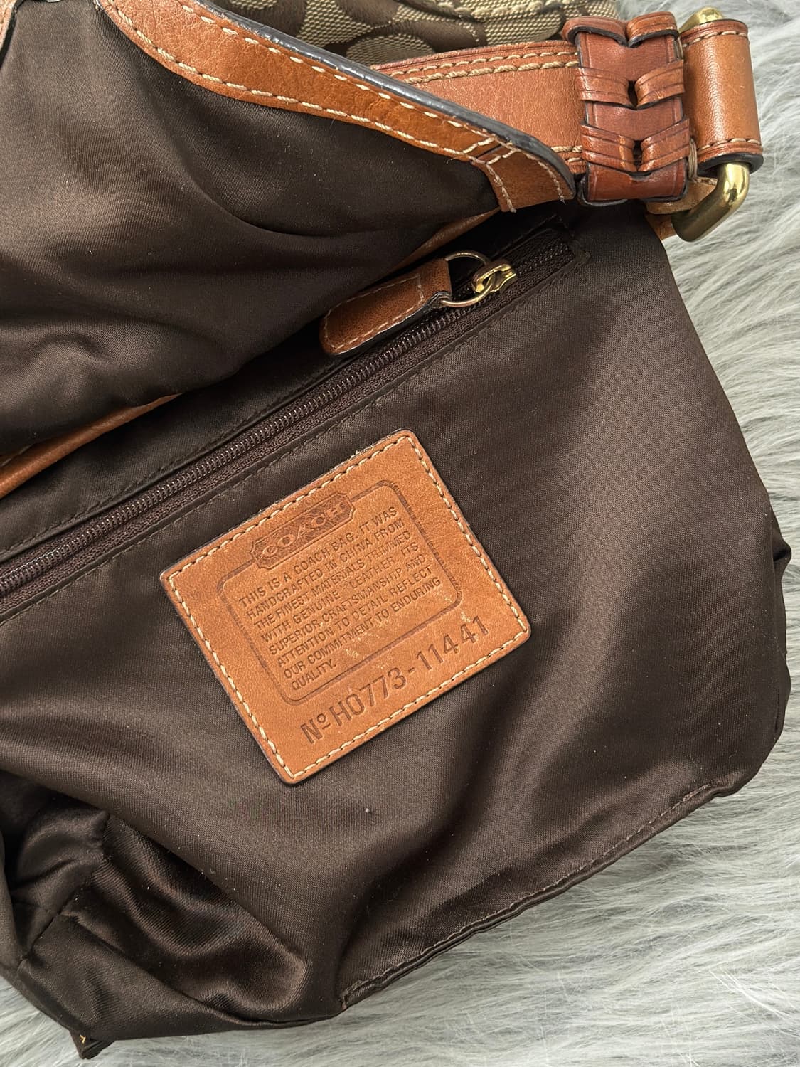 코치 자카드 버클 미니 호보백  상품이미지7