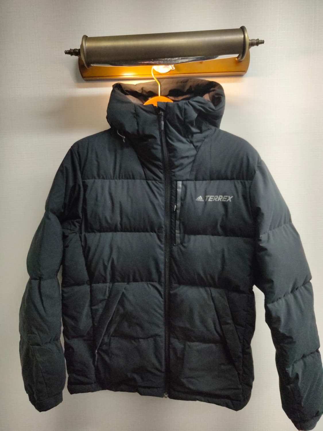L) 아디다스 TERREX 터렉스 익스플로러 다운 패딩 팝니다 상품이미지1